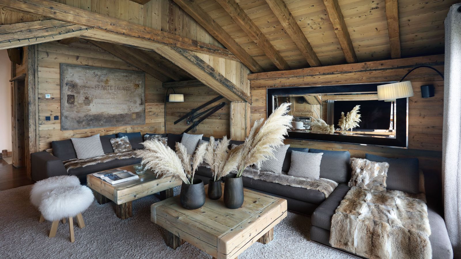 Chalet Pearl Living Room-5.jpg