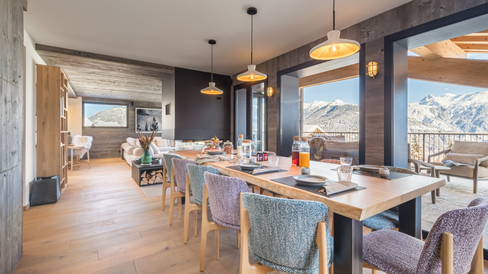 Luxury-Ski-Chalet-Courchevel-Kandahar-Oxford-Ski-Dining.jpg