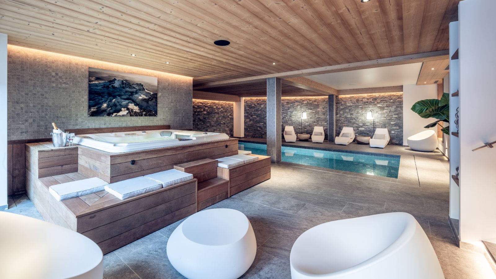 Luxury-Ski-Chalet-Meribel-Chalet-Harmony-Oxford-Ski-Pool.jpg