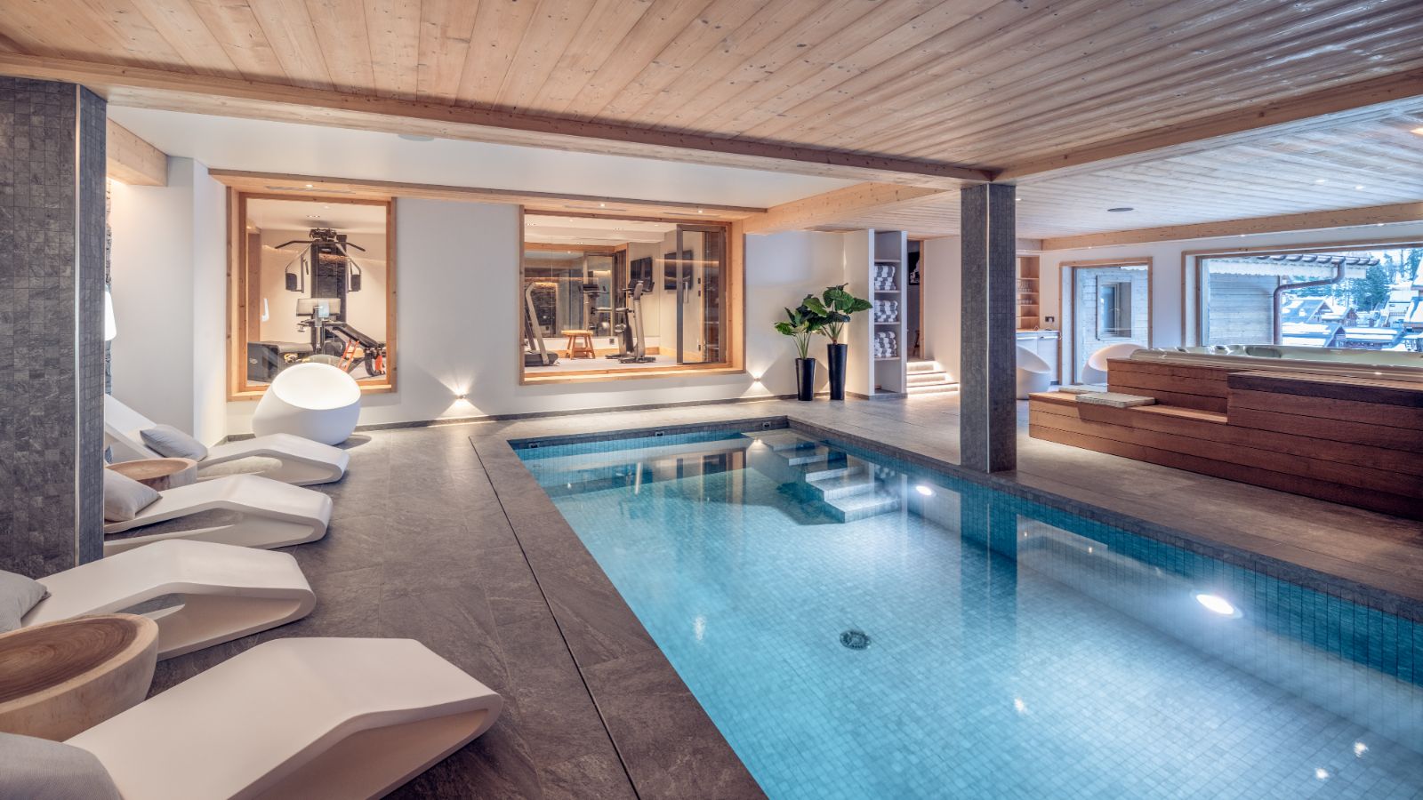 Luxury-Ski-Chalet-Meribel-Chalet-Harmony-Oxford-Ski-Pool2.jpg