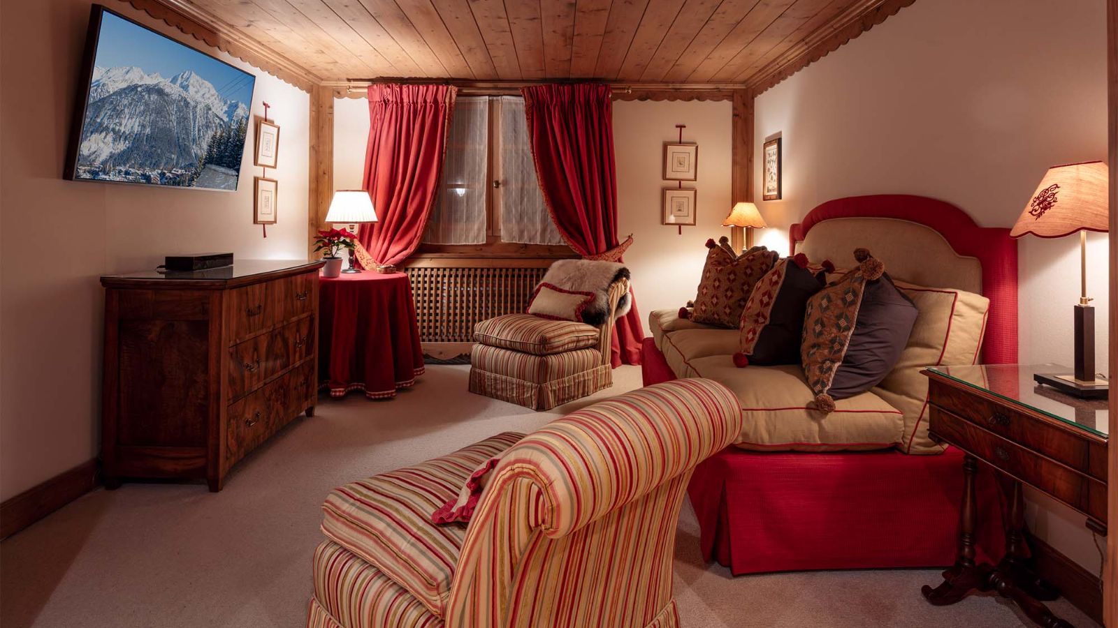 Luxury-Ski-Chalet-Courchevel-Chalet-Margaux-Oxford-Ski-Cinema-Room.jpg