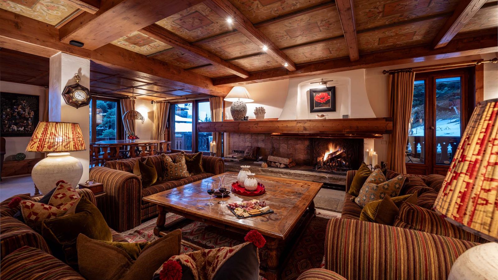 Luxury-Ski-Chalet-Courchevel-Chalet-Margaux-Oxford-Ski-Lounge.jpg