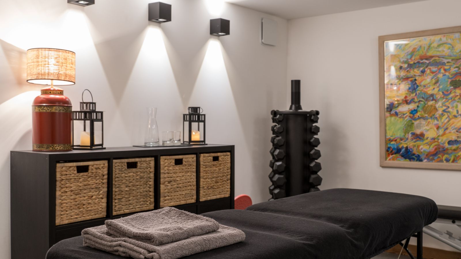 Luxury-Ski-Chalet-Meribel-Chalet-Berlioz-Oxford-Ski-Massage.jpg