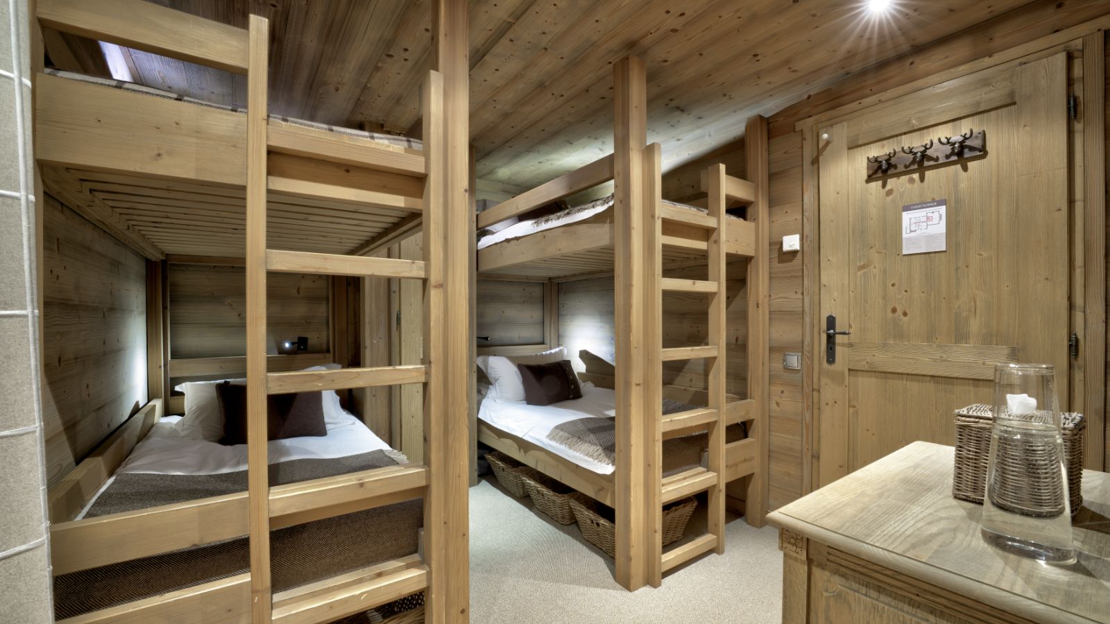 Luxury-Ski-Chalet-St-Martin-de-Belleville-Chalet-Floralie-Oxford-Ski-Bunkroom.jpg
