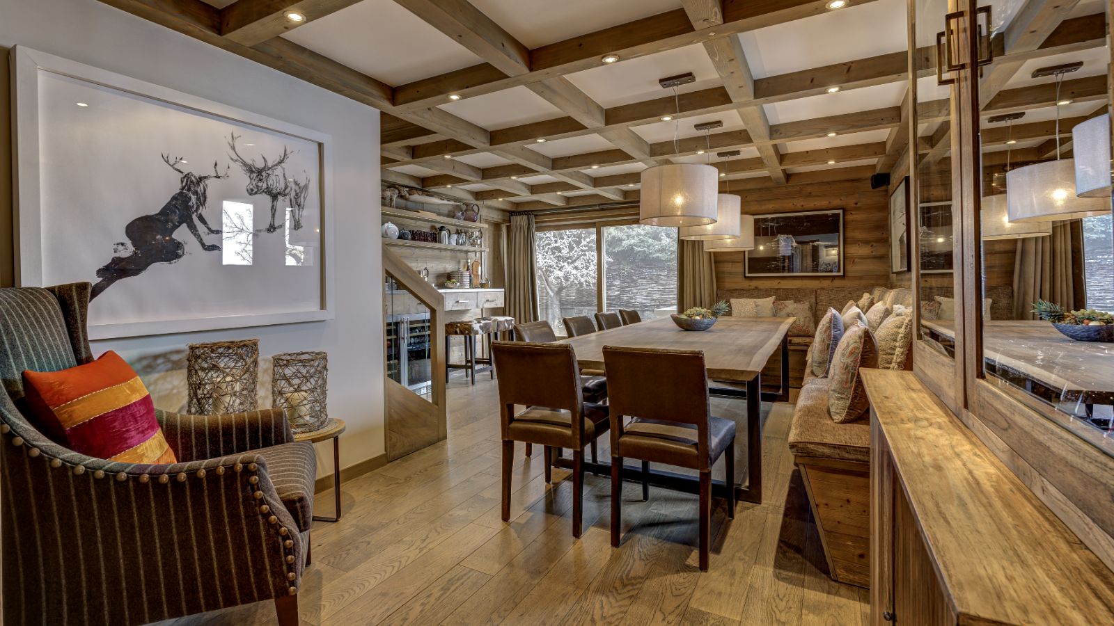 Luxury-Ski-Chalet-St-Martin-de-Belleville-Chalet-Floralie-Oxford-Ski-Dining2.jpg