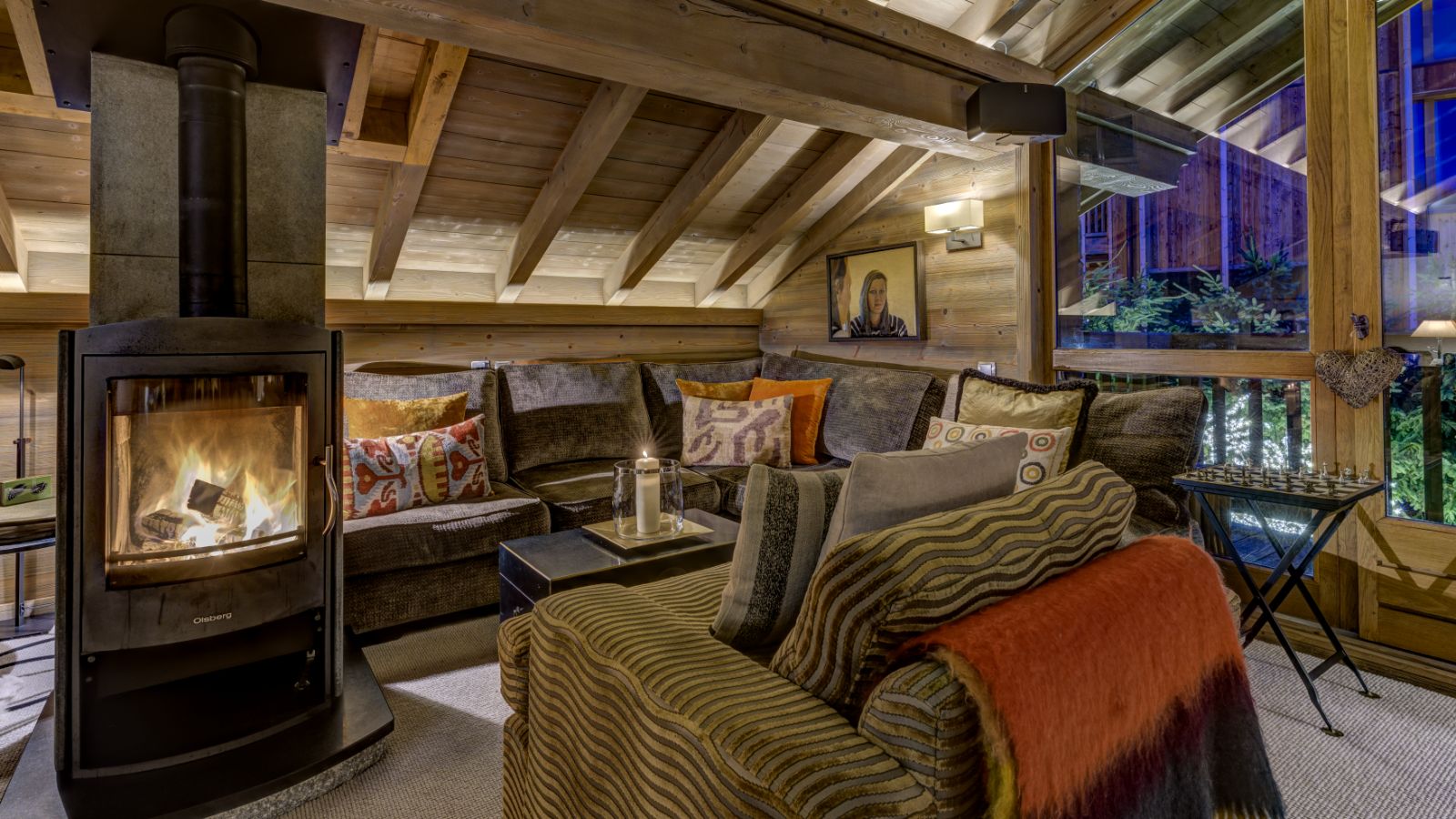Luxury-Ski-Chalet-St-Martin-de-Belleville-Chalet-Floralie-Oxford-Ski-Fireplace.jpg