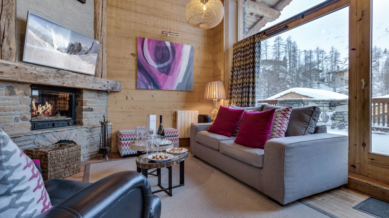 Luxury-Ski-Chalet-Val-D-Isere-Bellevarde-No-5-Oxford-Ski-Fireplace.jpg