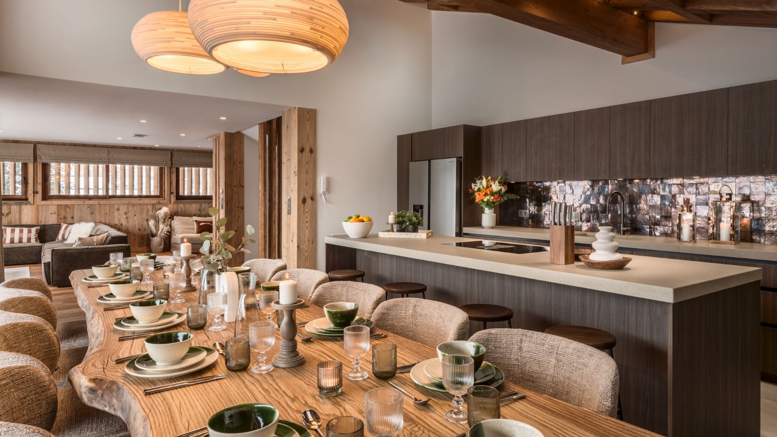 Luxury-Ski-Chalet-Les-Gets-Chalet-Tosca-Oxford-Ski-Dining.jpg