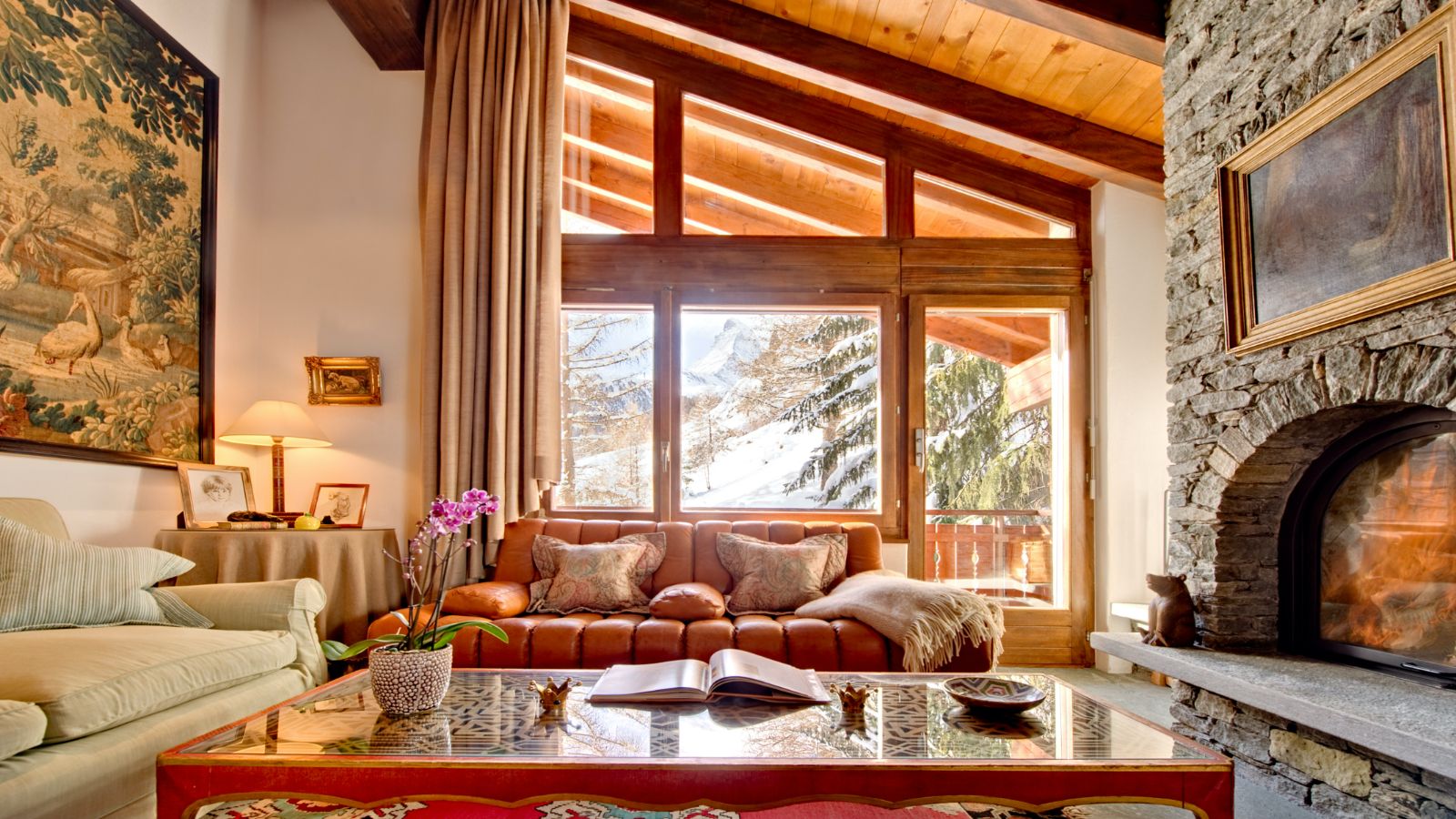 Luxury-Ski-Chalet-Zermatt-Chalet-Zen-Oxford-Ski-Lounge.jpg