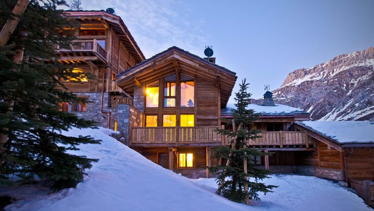 Luxury-Ski-Chalet-Val-D-Isere-Chalet-Genepi-Oxford-Ski-Exterior.jpg