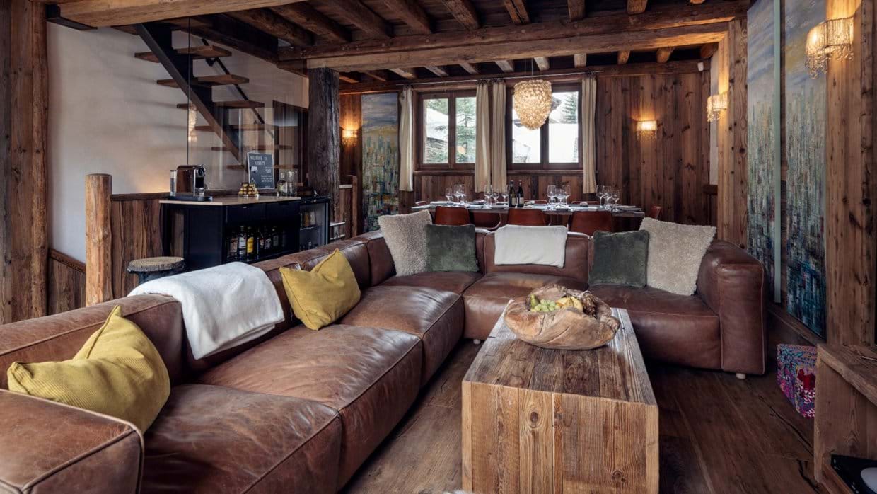 Luxury-Ski-Chalet-Val-D-Isere-Chalet-Genepi-Oxford-Ski-Lounge2.jpg