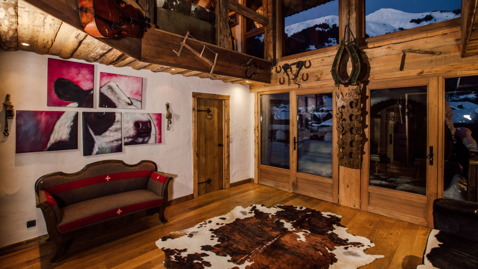 Luxury-Ski-Chalet-Morzine-La-Ferme-Du-Lac-Vert-Oxford-Ski-Hall2.jpg