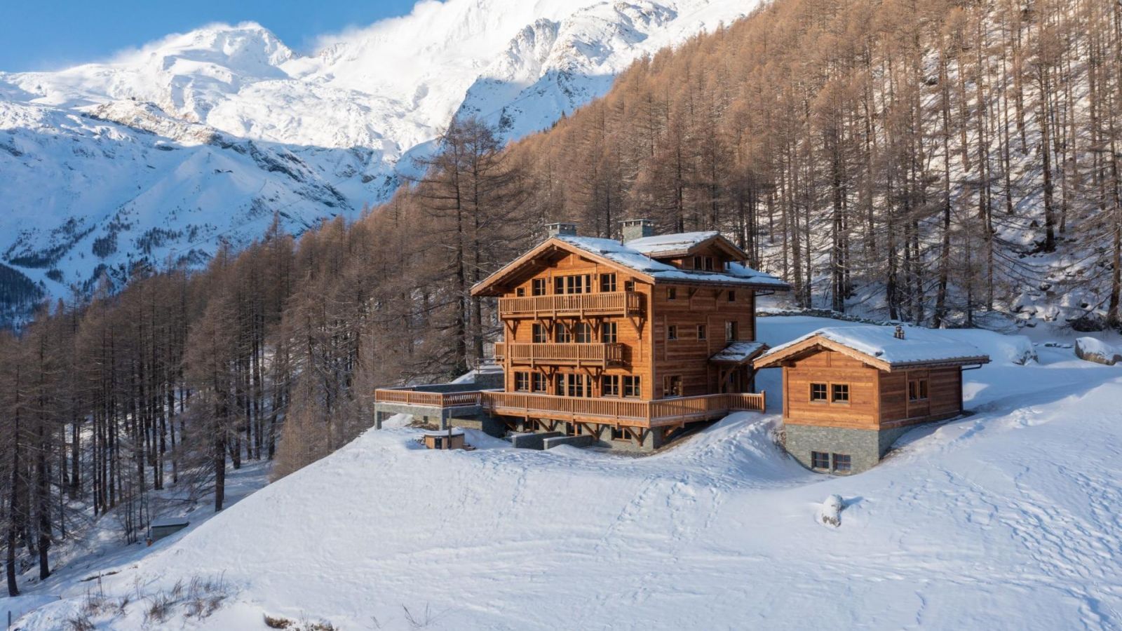 Luxury-Ski-Chalet-Saas-Fee-Chalet-Lycka-Oxford-Ski-Exterior.jpg