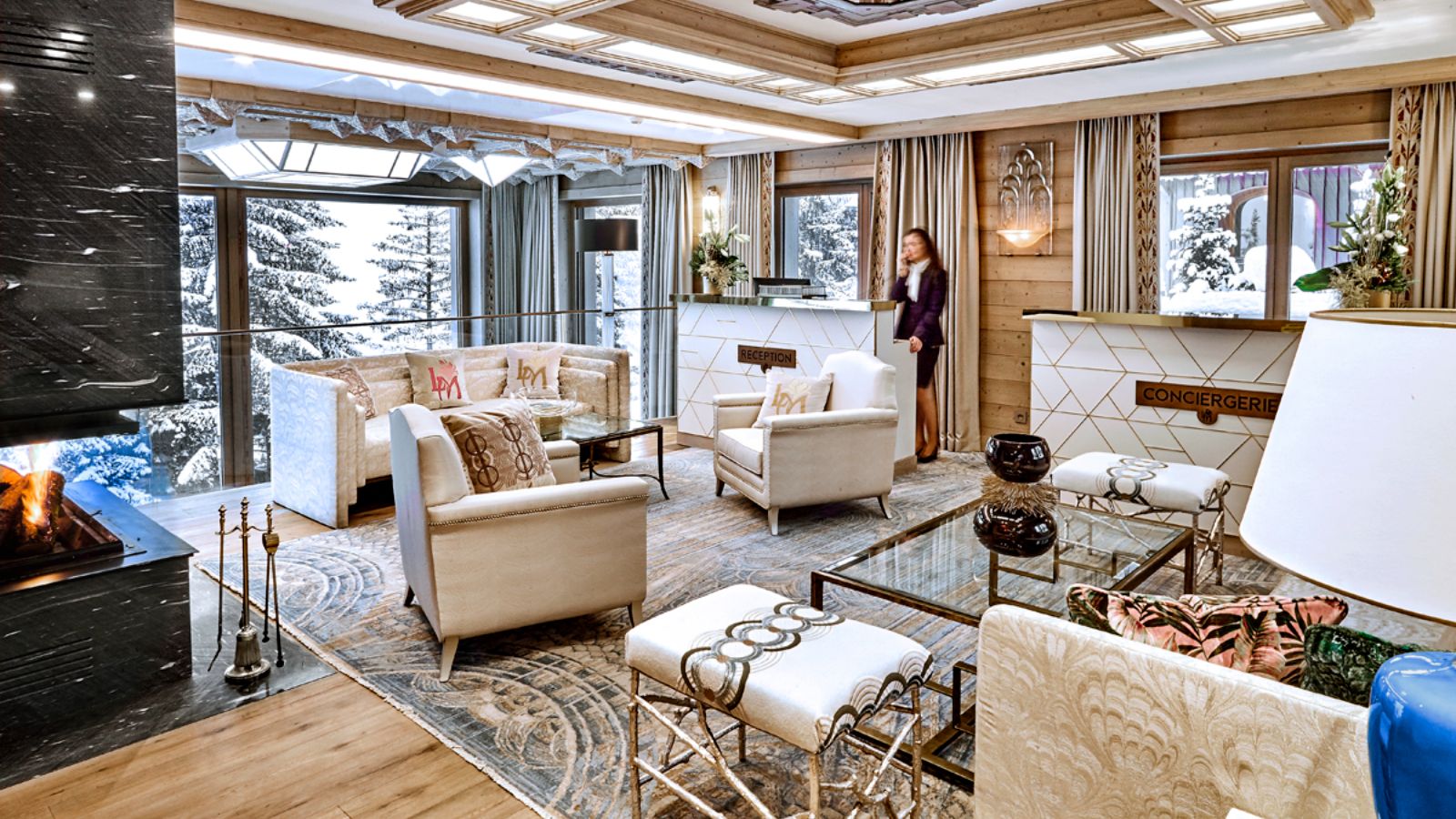 Luxury-Ski-Chalet-Courchevel-1850-Lys-Martagon-Oxford-Ski-Reception.jpg