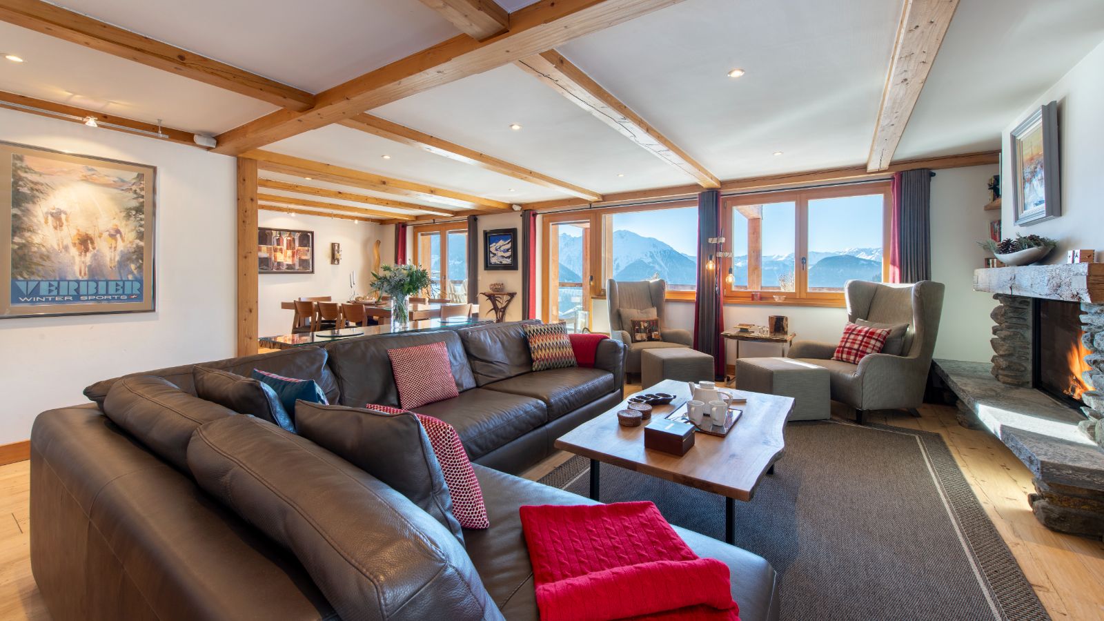 Luxury-Ski-Chalet-Verbier-Chalet-Basalte-Oxford-Ski-Lounge3.jpg