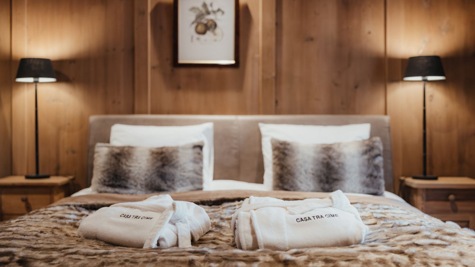 Luxury-Ski-Chalet-Arabba-Casa-Tra-Cime-Oxford-Ski-Bedroom (6).jpg