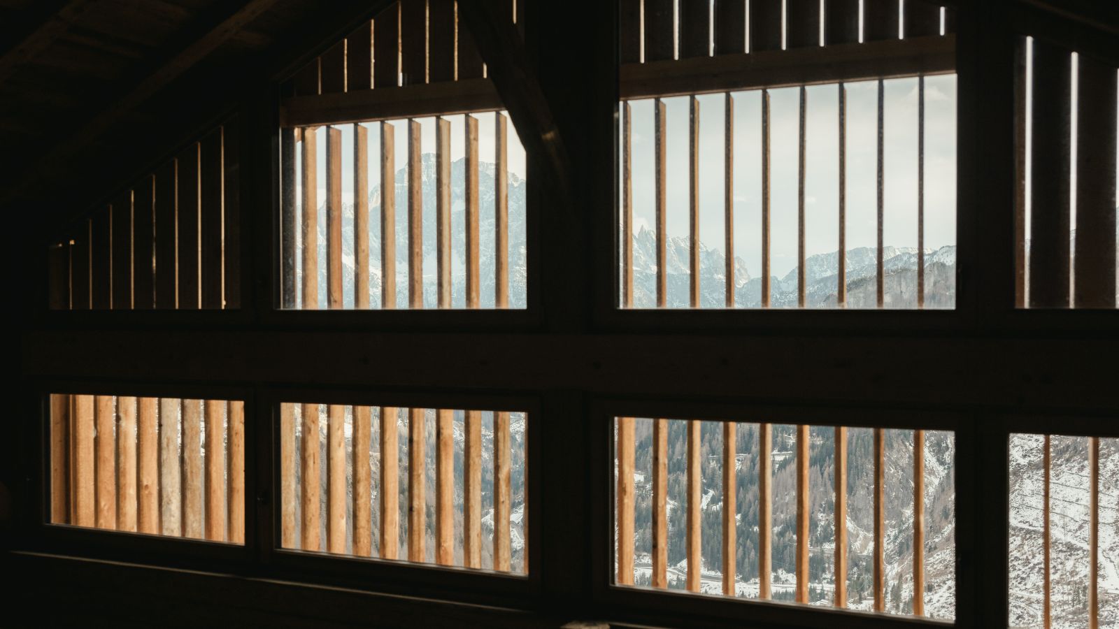 Luxury-Ski-Chalet-Arabba-Casa-Tra-Cime-Oxford-Ski-View (2).jpg