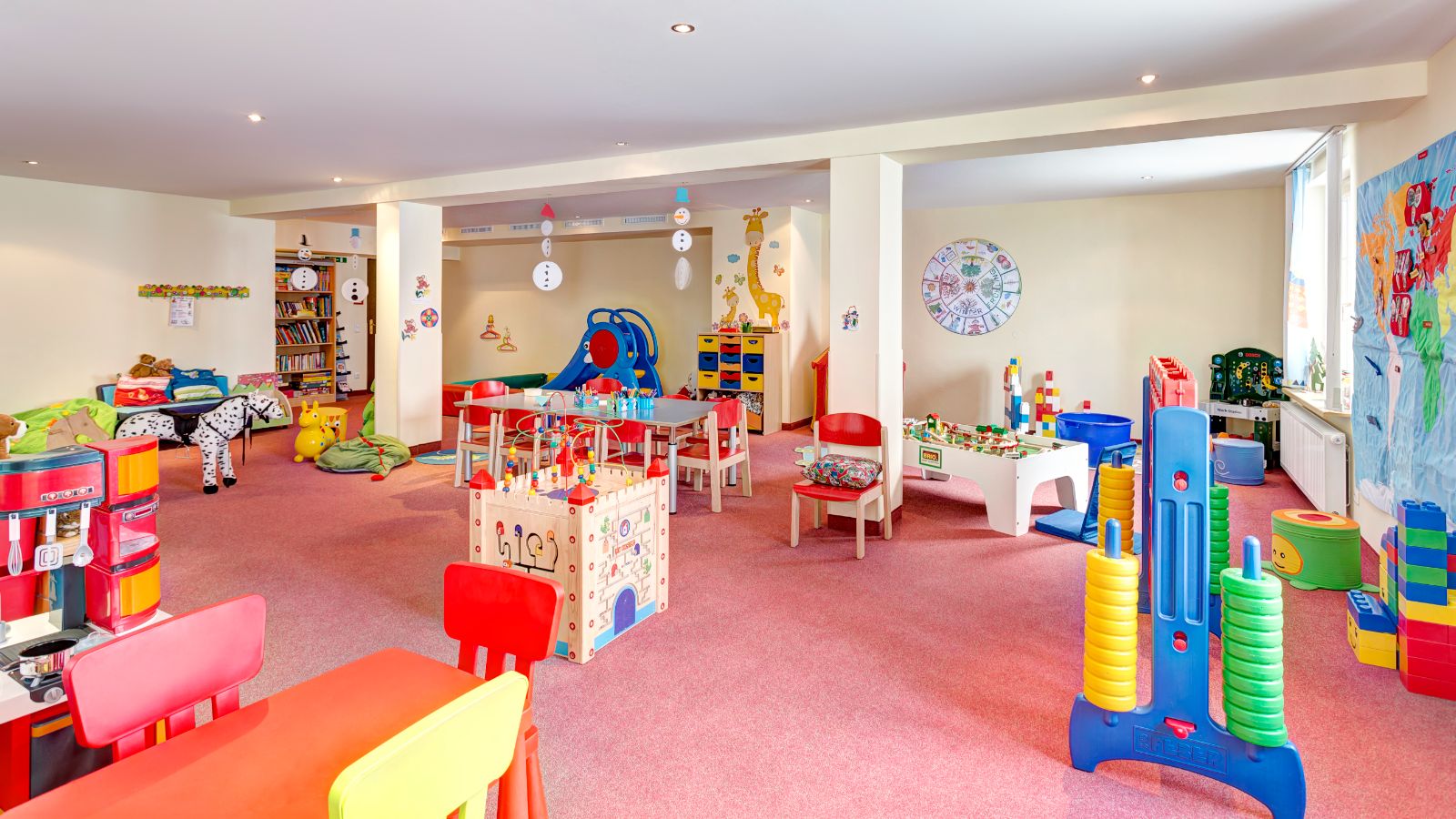 Luxury-Ski-Hotel-Zurs-Zurserhof-Oxford-Ski-Creche.jpg