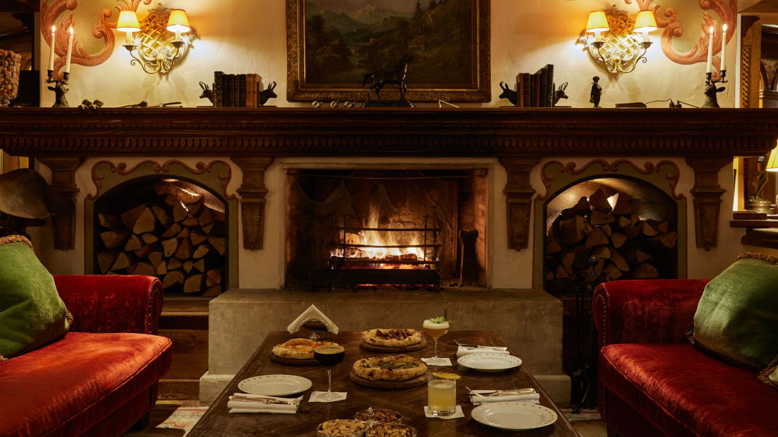 Luxury-Ski-Hotel-Courchevel-1850-Airelles-Oxford-Ski-Fireplace2.jpeg