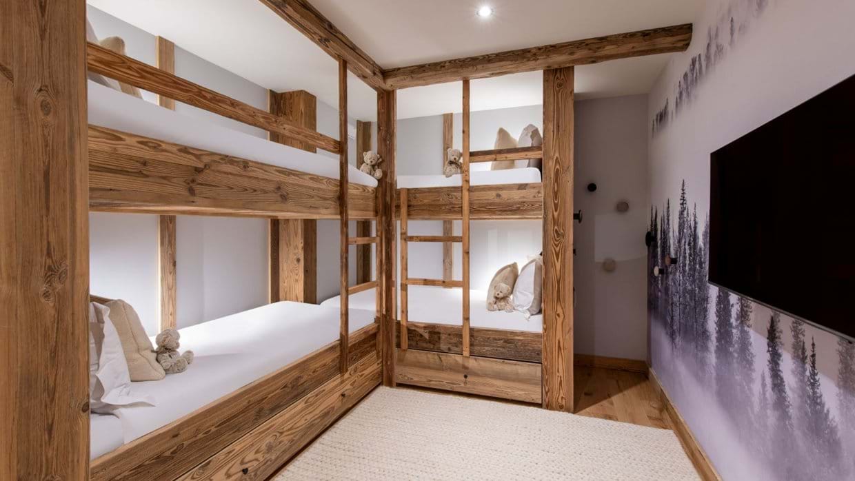 Luxury-Ski-Chalet-Val-D-Isere-Chalet-1850-Oxford-Ski-Bunkroom.jpg