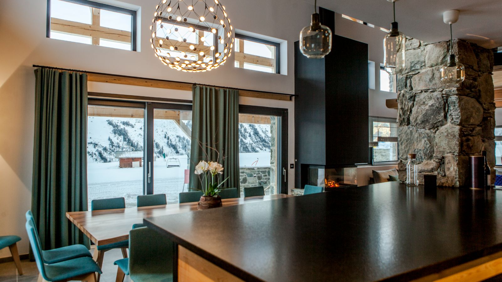 Luxury-Ski-Chalet-Les-Arcs-Chalet-21FORTY-Oxford-Ski-Kitchen-Island.jpg