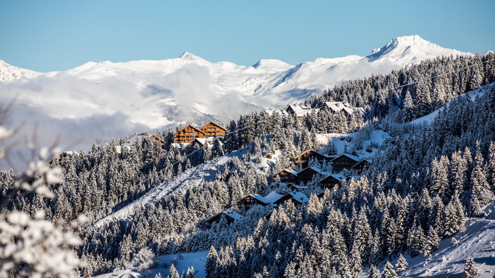 Méribel: Ski Resort, Chalet and Hotel Guide