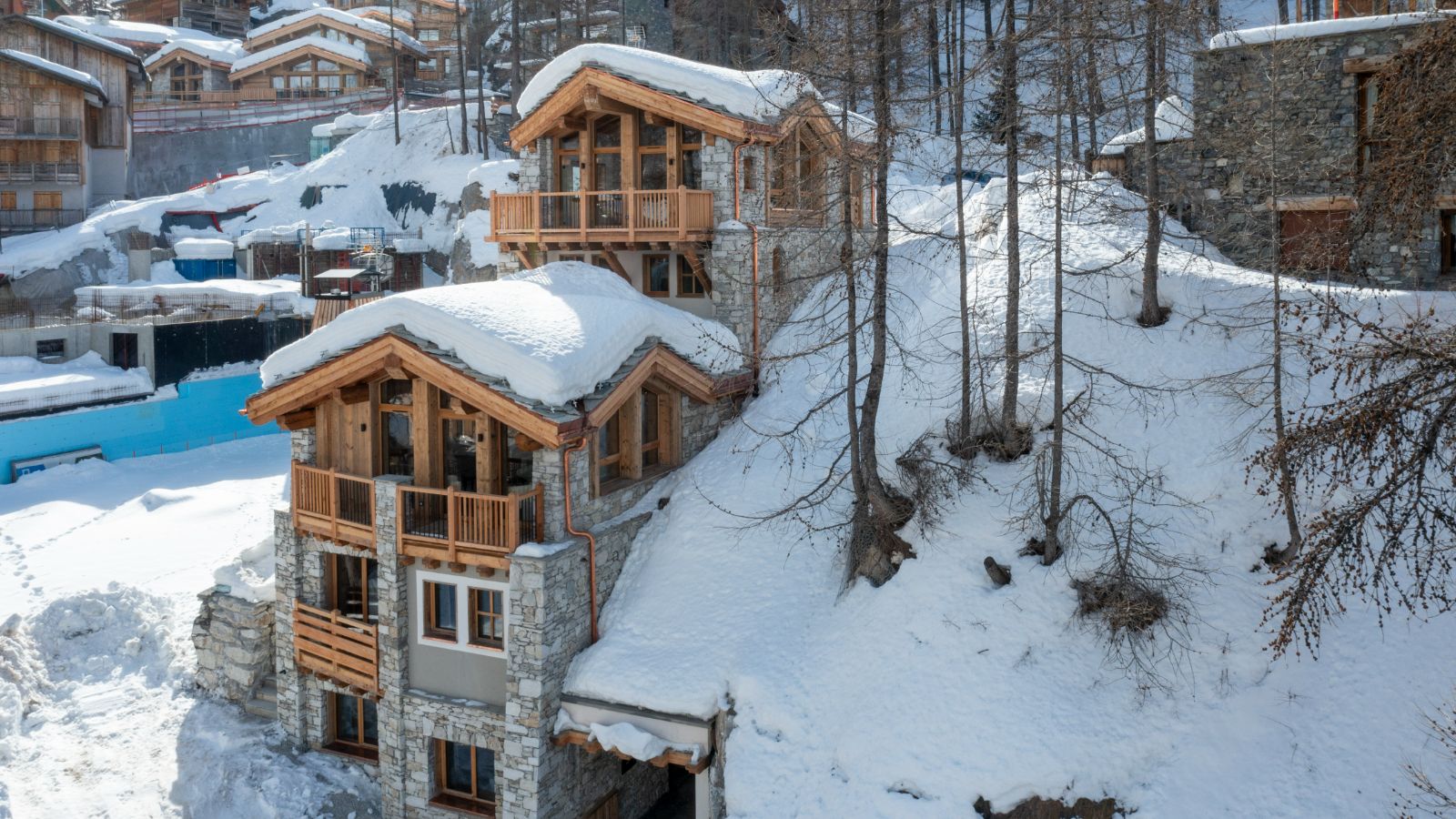 Luxury-Ski-Chalet-Val-d-Isere-Chalet-1855-Oxford-Ski-Exterior.jpg