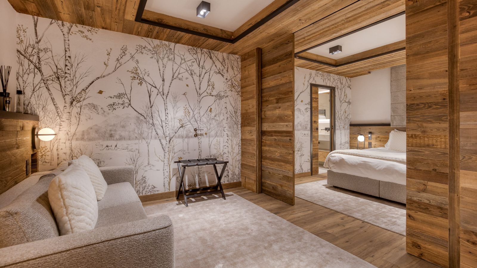 Luxury-Ski-Chalet-Megeve-Chalet-Grizzly-Oxford-Ski-Bedroom (23).jpg