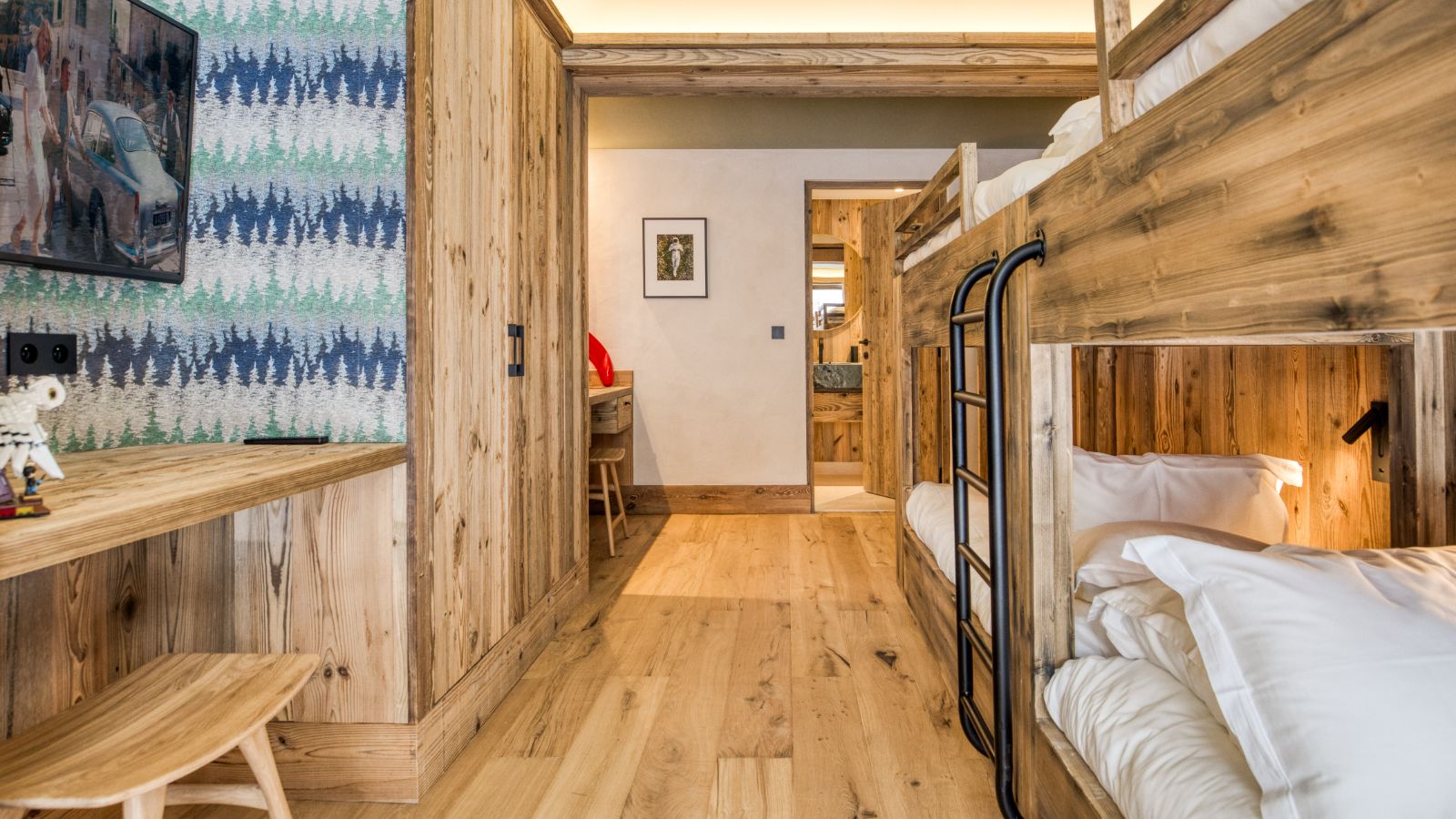 Luxury-Ski-Chalet-Megeve-Chalet-Kintsugi-Oxford-Ski-Bunkroom2.jpg