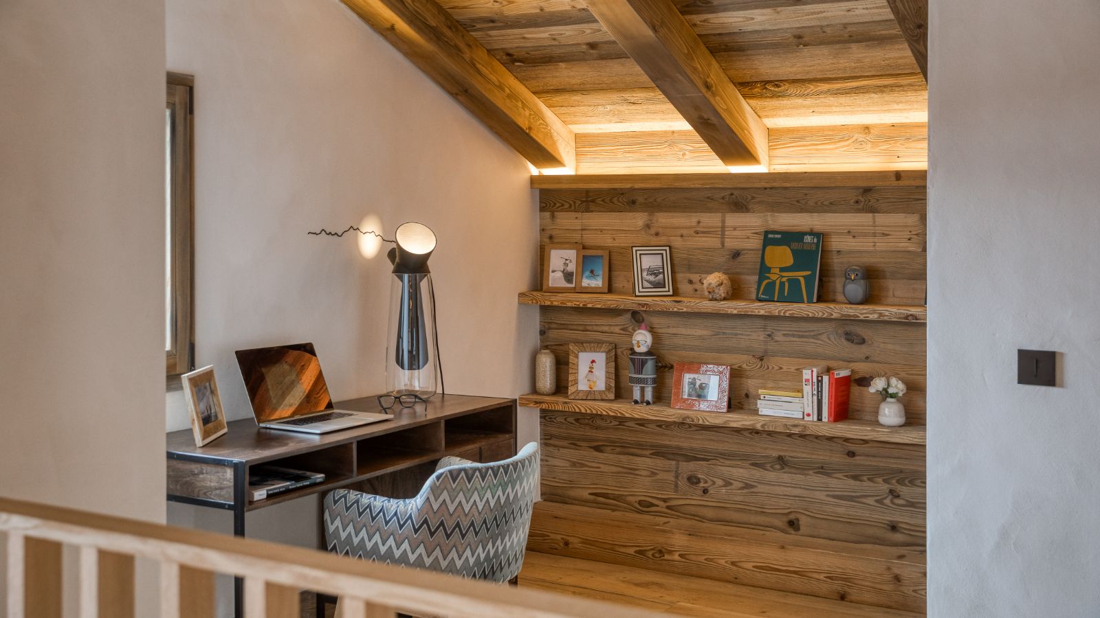 Luxury-Ski-Chalet-Megeve-Chalet-Kintsugi-Oxford-Ski-Office.jpg