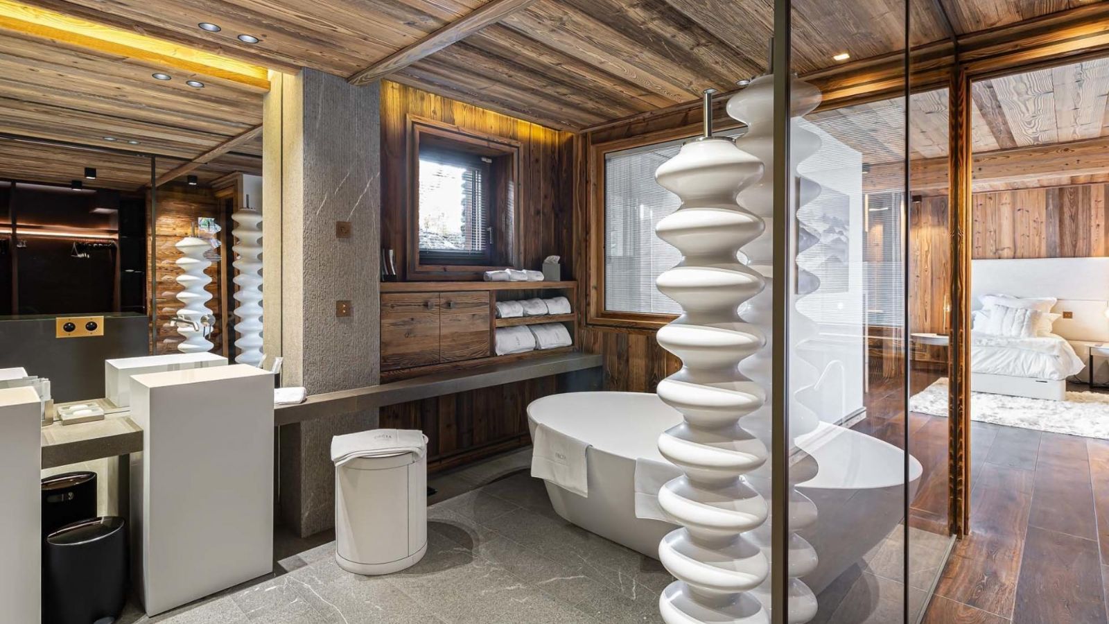 Luxury-Ski-Chalet-Megeve-Chalet-Orcia-Oxford-Ski-Bathroom2.jpg