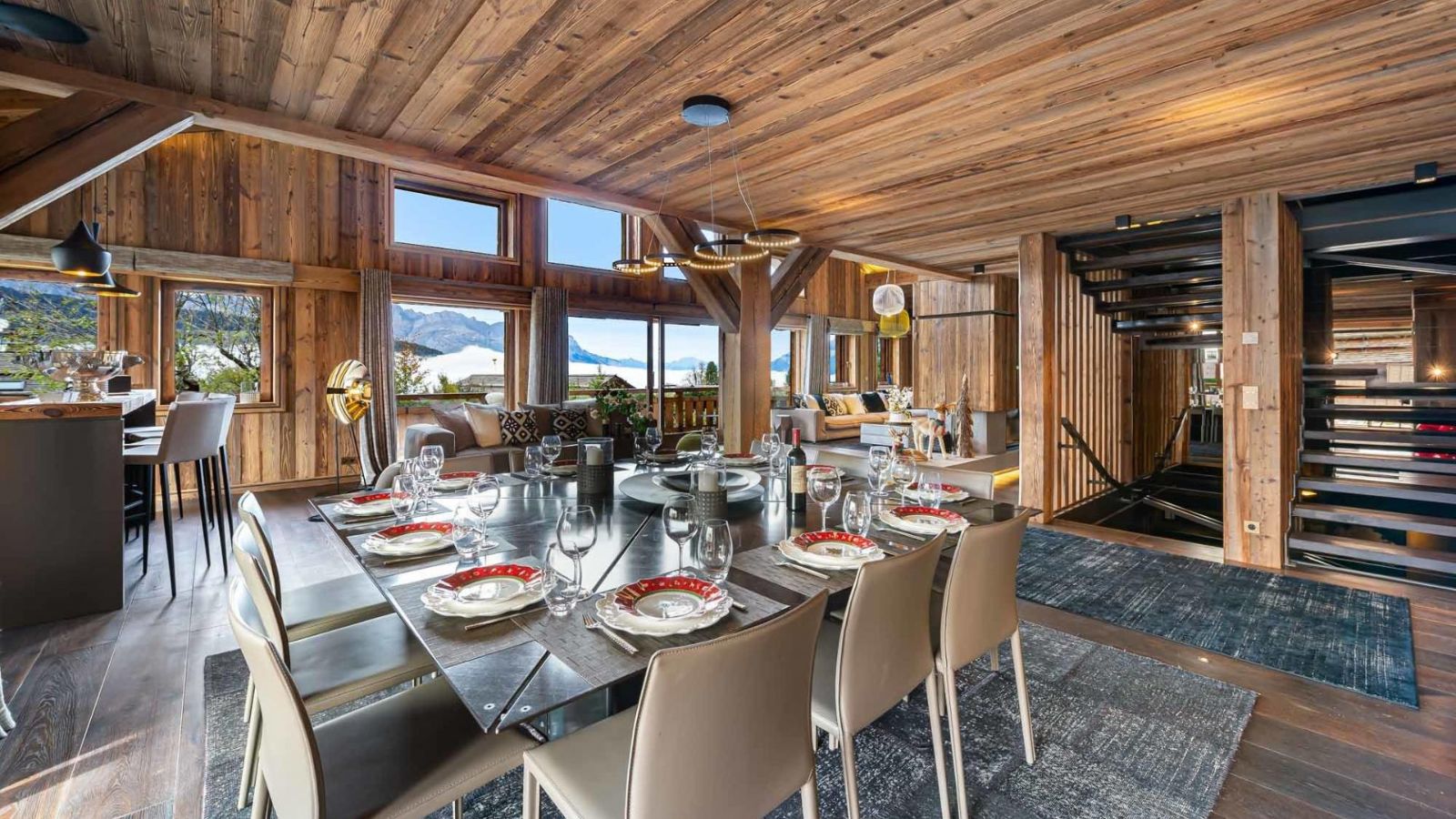 Luxury-Ski-Chalet-Megeve-Chalet-Orcia-Oxford-Ski-Dining.jpg