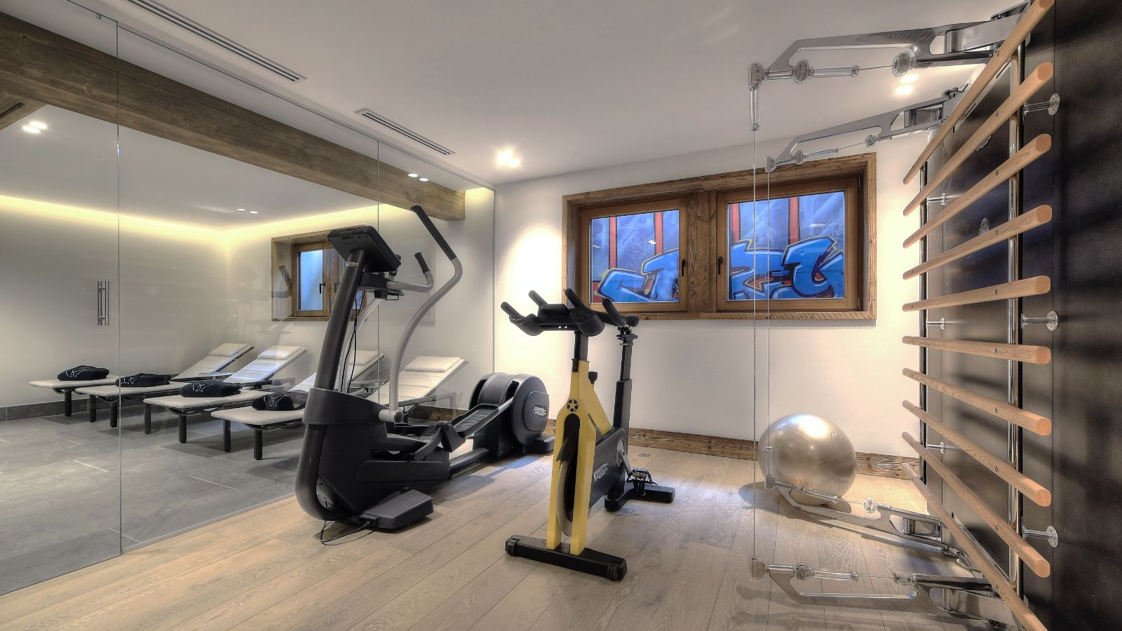 Luxury-Ski-Chalet-Megeve-Chalet-Kantaa-Oxford-Ski-Gym.jpg