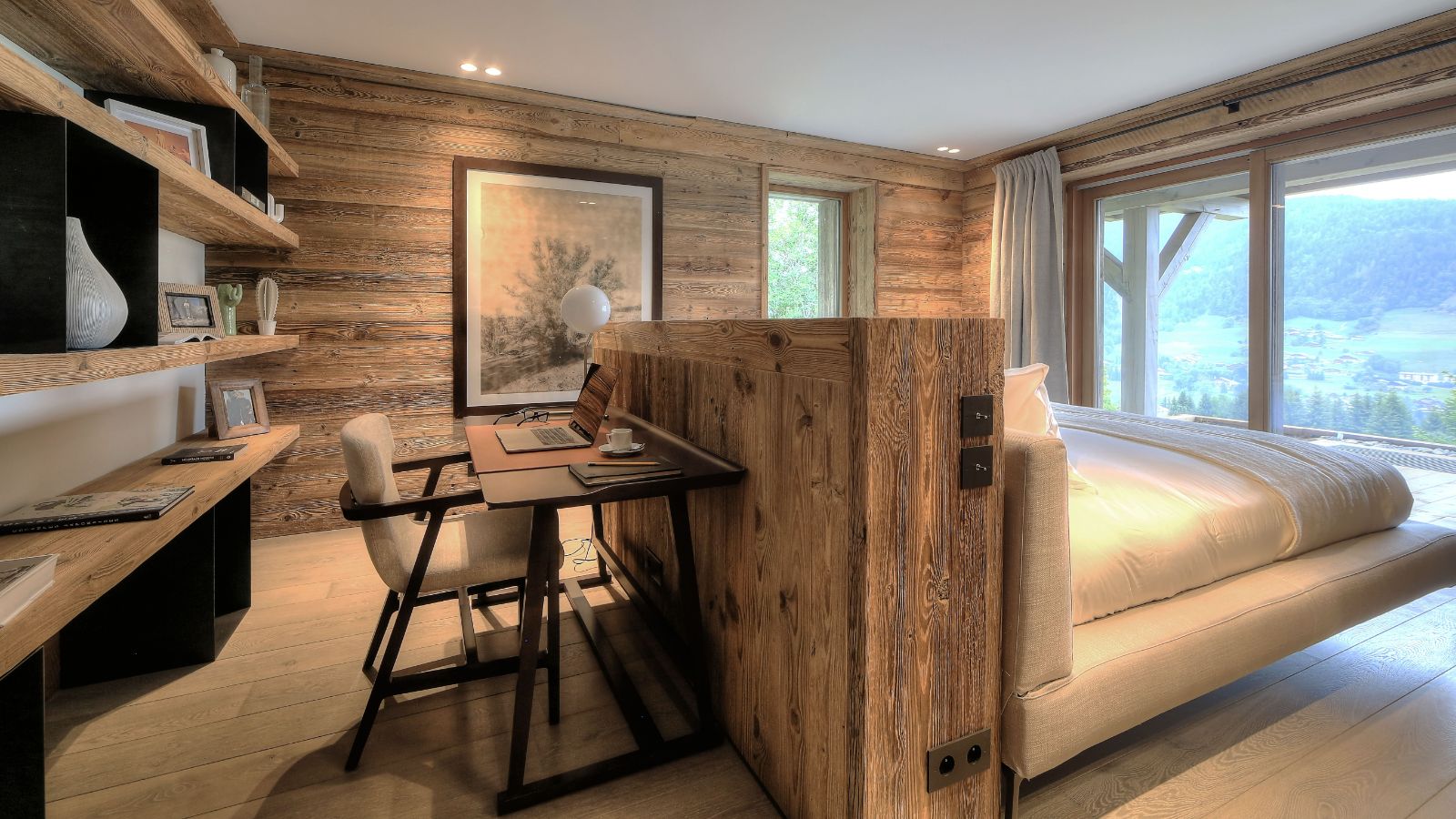 Luxury-Ski-Chalet-Megeve-Chalet-Kantaa-Oxford-Ski-Bedroom (14).jpg