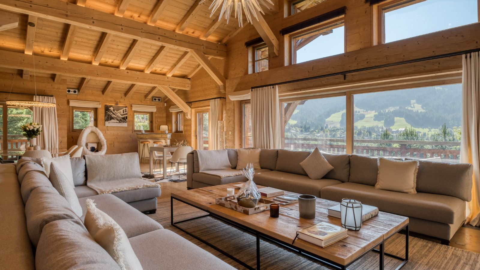 Luxury-Ski-Chalet-Megeve-Chalet-Atlas-Oxford-Ski-Lounge (15).jpg