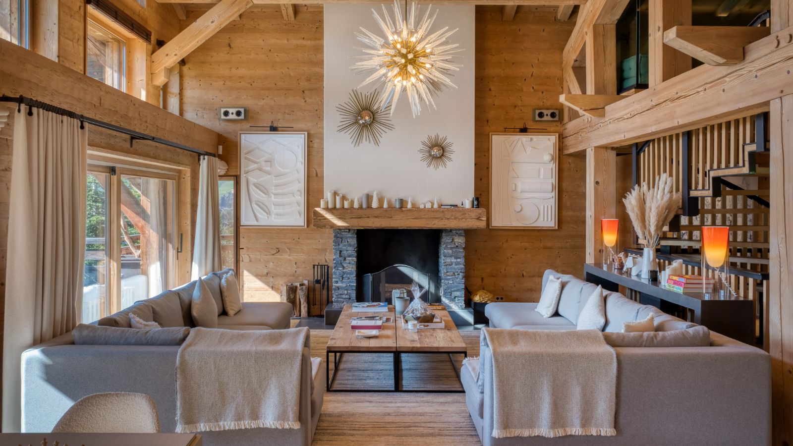 Luxury-Ski-Chalet-Megeve-Chalet-Atlas-Oxford-Ski-Lounge.jpg