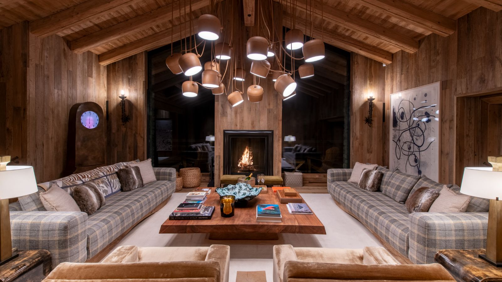 Luxury-Ski-Chalet-Verbier-Chalet-Vicuna-Oxford-Ski-Lounge2.jpg