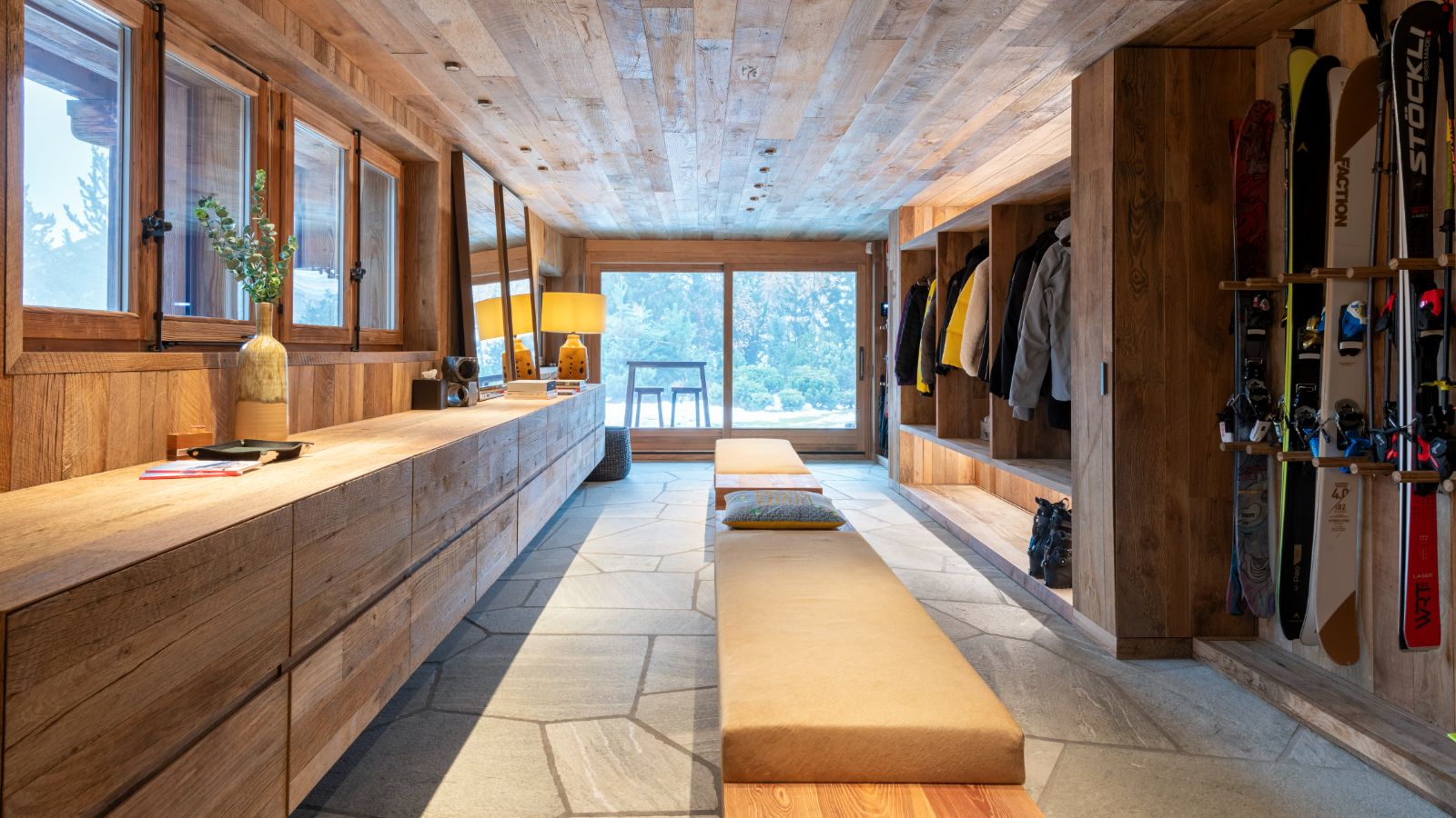 Luxury-Ski-Chalet-Verbier-Chalet-Vicuna-Oxford-Ski-Ski-Room.jpg