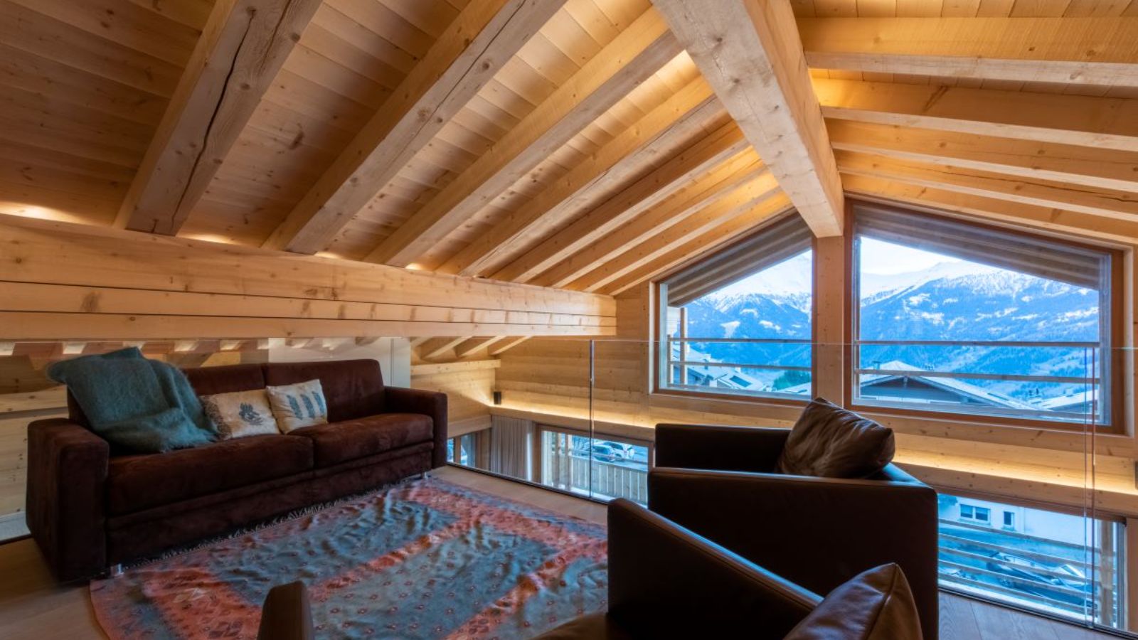 Luxury Ski Chalet - Verbier - Grand Paradiso - Oxford Ski - Mezzanine.jpg