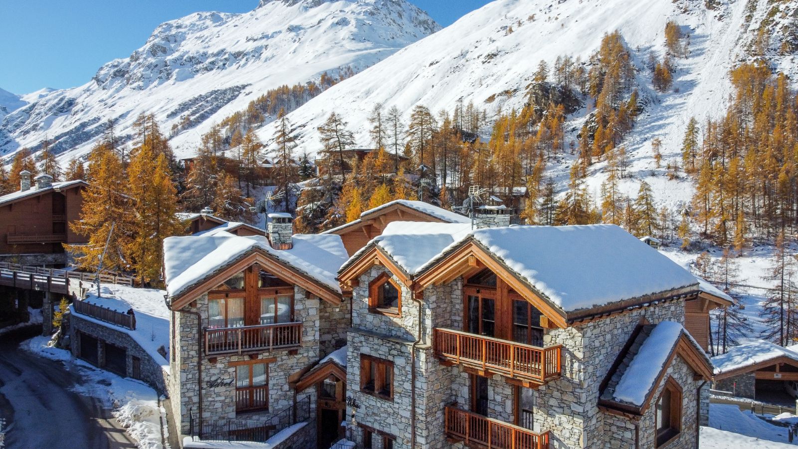 Luxury-Ski-Chalet-Val-d-Isere-Chalet-Juno-Oxford-Ski-Exterior.jpg