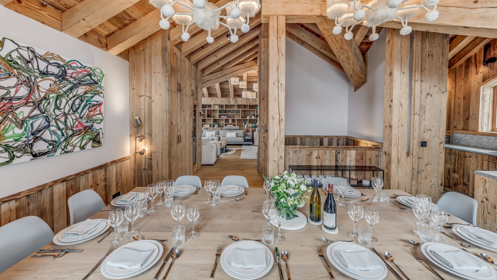 Luxury-Ski-Chalet-Val-d-Isere-Chalet-Juno-Oxford-Ski-Dining2.jpg