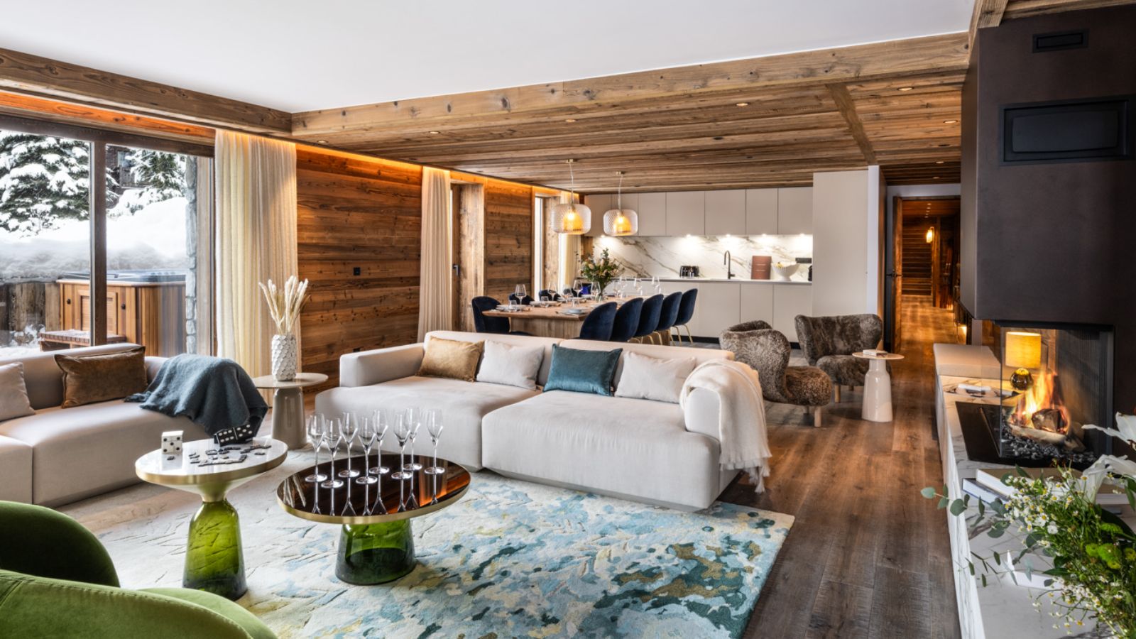 Luxury-Ski-Chalet-Val-d-Isere-Silverstone-Lodge-Suite-1-Oxford-Ski-Bedroom (12).jpg