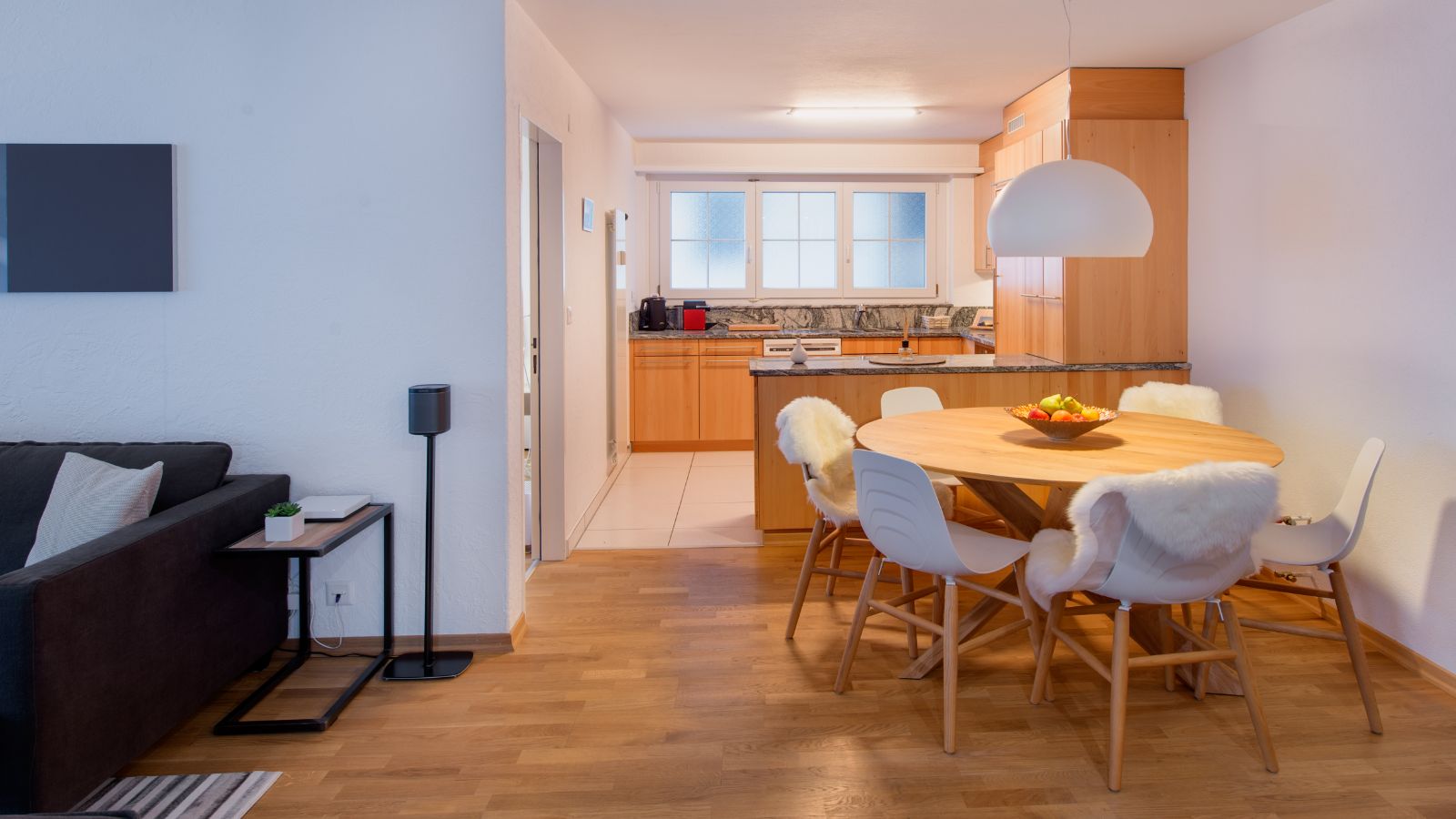 Luxury-ski-chalet-zermatt-vieux moulin-oxford-ski-kitchen.jpg