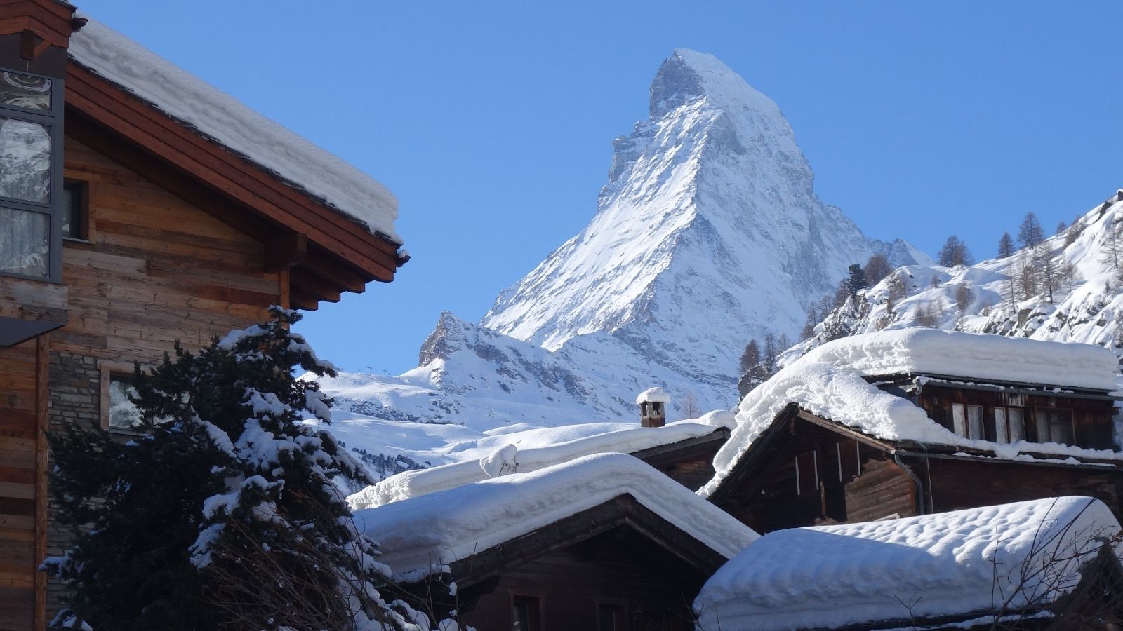 Luxury-ski-chalet-zermatt-vieux moulin-oxford-ski-matterhorn snow.jpg