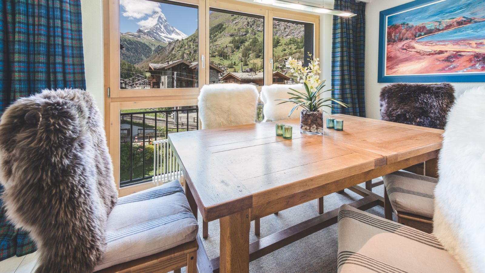 Luxury-ski-chalet-zermatt-nevis-oxford-ski-dining room.jpg