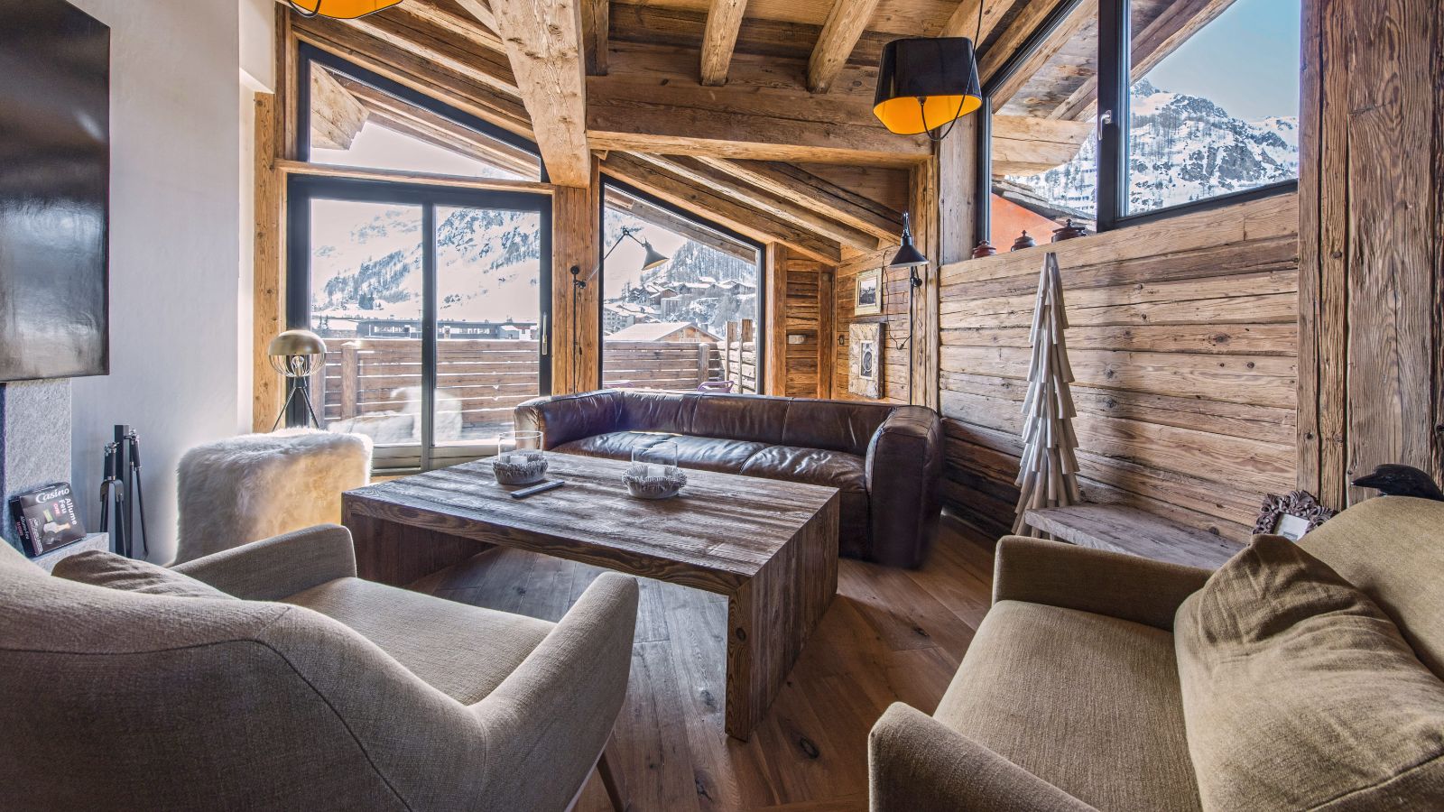 location-appartment-val-disere-centre-village-Savoie-Lounge 3.jpg