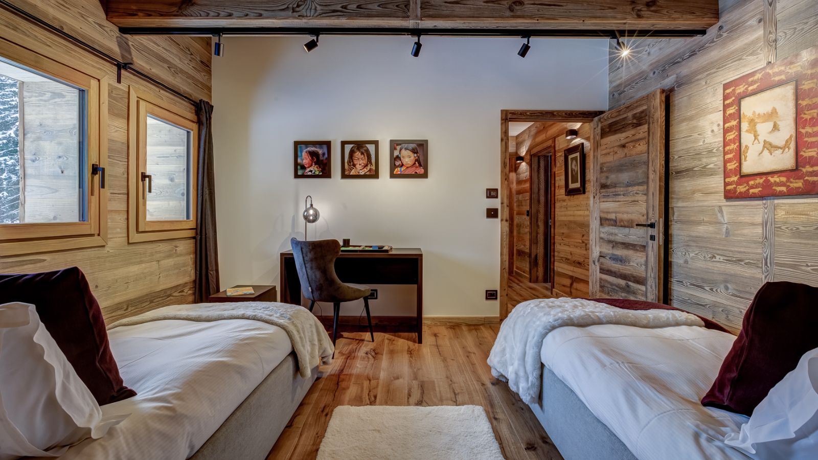 Luxury-ski-chalet-Chamonix-chalet Freya-oxford-ski-Bedroom(2).jpg