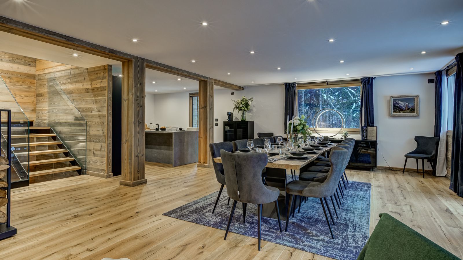 Luxury-ski-chalet-Chamonix-chalet Freya-oxford-ski-Dinning table.jpg