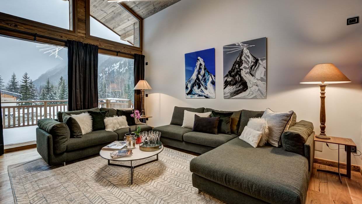 Luxury-ski-chalet-Chamonix-chalet Freya-oxford-ski-Lounge(2).jpg