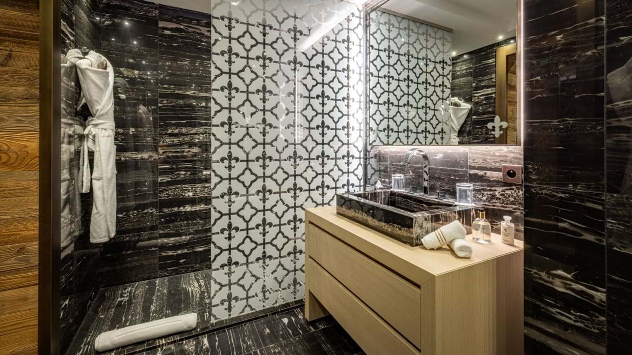 Bathroom, Signature Residence, Ultima Courchevel Belvédère (1).jpg
